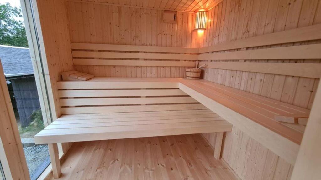 Dziki Zakatek Piskornia Dom Z Sauna Экстерьер фото